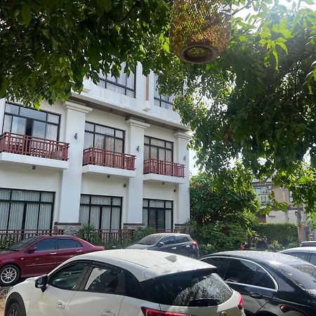 The Choice Hotel - Adults Only Bangkok Exterior photo