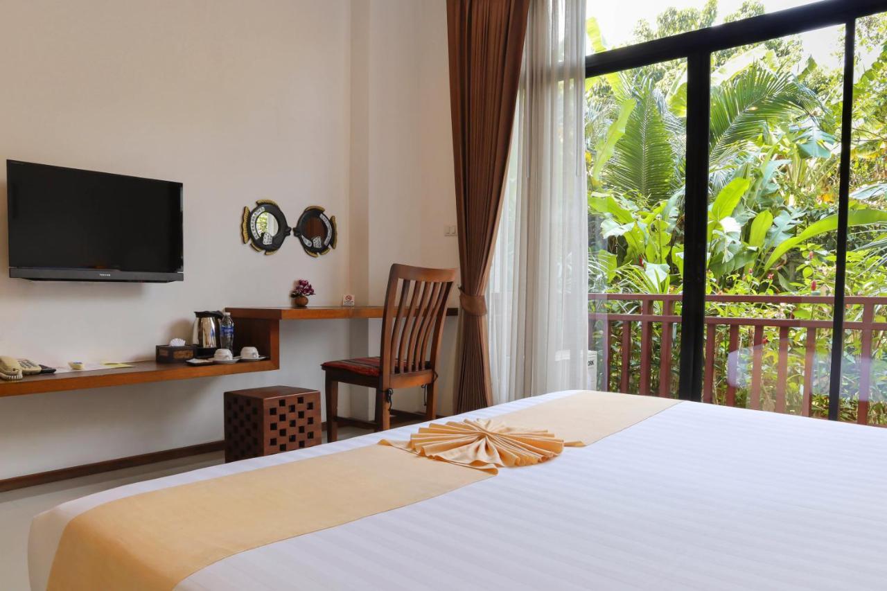 The Choice Hotel - Adults Only Bangkok Exterior photo